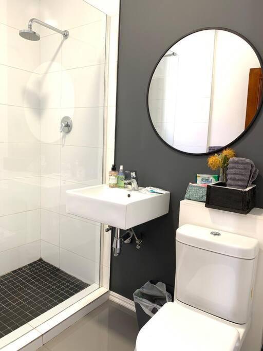 1-Bedroom Sea Point Gem - Perfect Location! Le Cap Extérieur photo