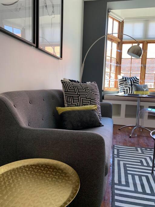 1-Bedroom Sea Point Gem - Perfect Location! Le Cap Extérieur photo